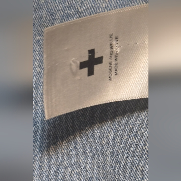 Imogene and Willie Leah Pearl Snap Denim Shirt- Medium - Picture 8 of 9